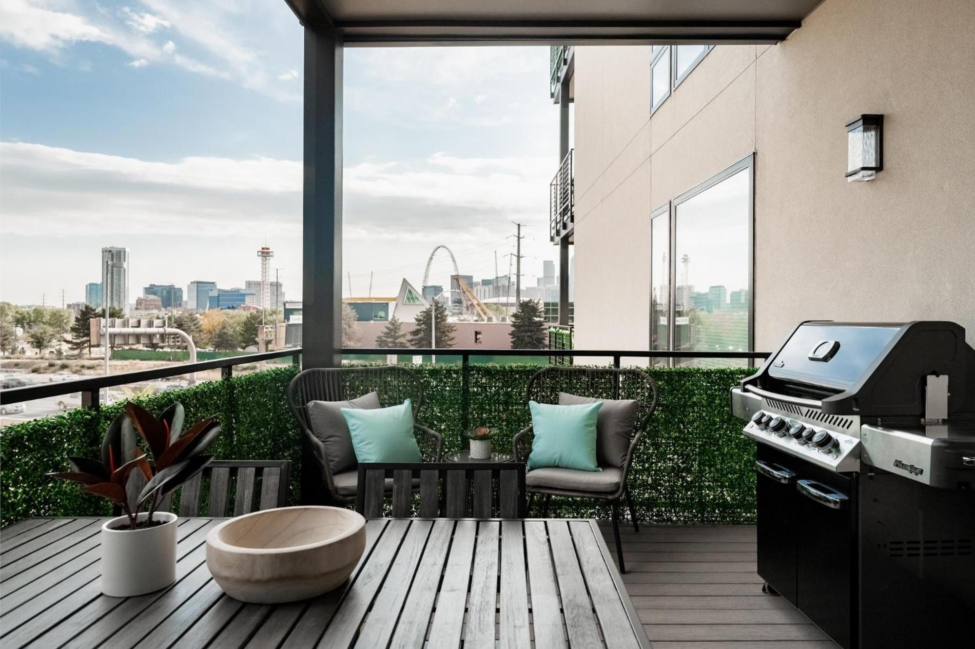 Willa Gameday Oasis - Private Balcony - Jefferson Park - Tesoro DEN Zewnętrze zdjęcie